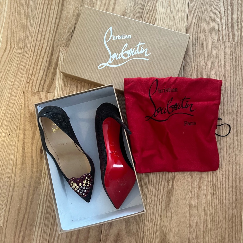 Christian Louboutin Coralta Mia Glitter Black/Velour Jeweled Heart 100Black 39